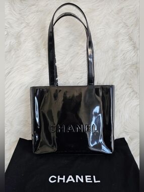 🖤 Chanel Logo Bag 🖤